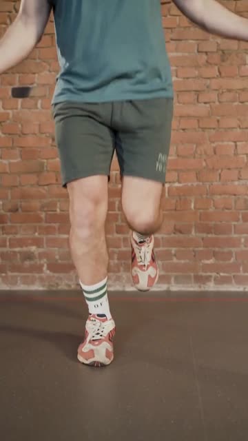 Jump rope reference clip